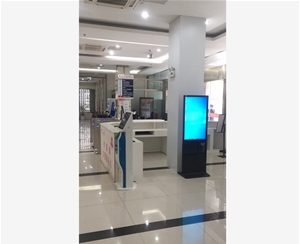 宣城涇縣政務中心43寸立式查詢機，帶刷二代身份證功能